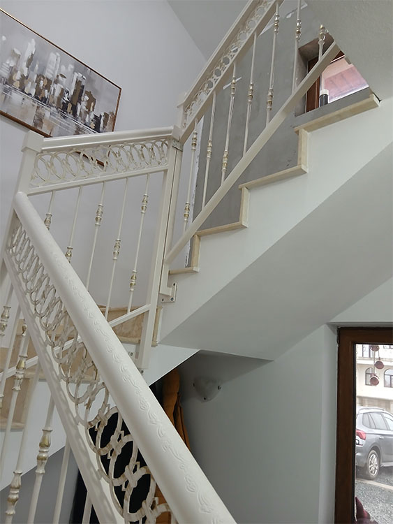 hps - balustrada din fier forjat pentru scari interioare